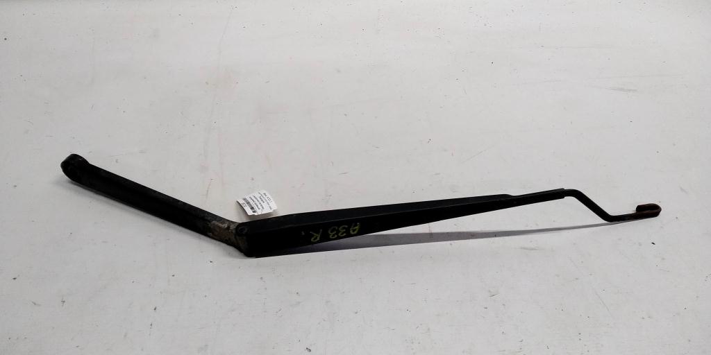 Nissan Maxima A33 (1999—2006) для Поводок стеклоочистителя передний правый