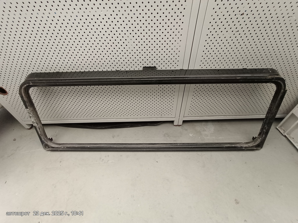 Land Rover Defender I (1983—2007) для Рамка стекла лобового