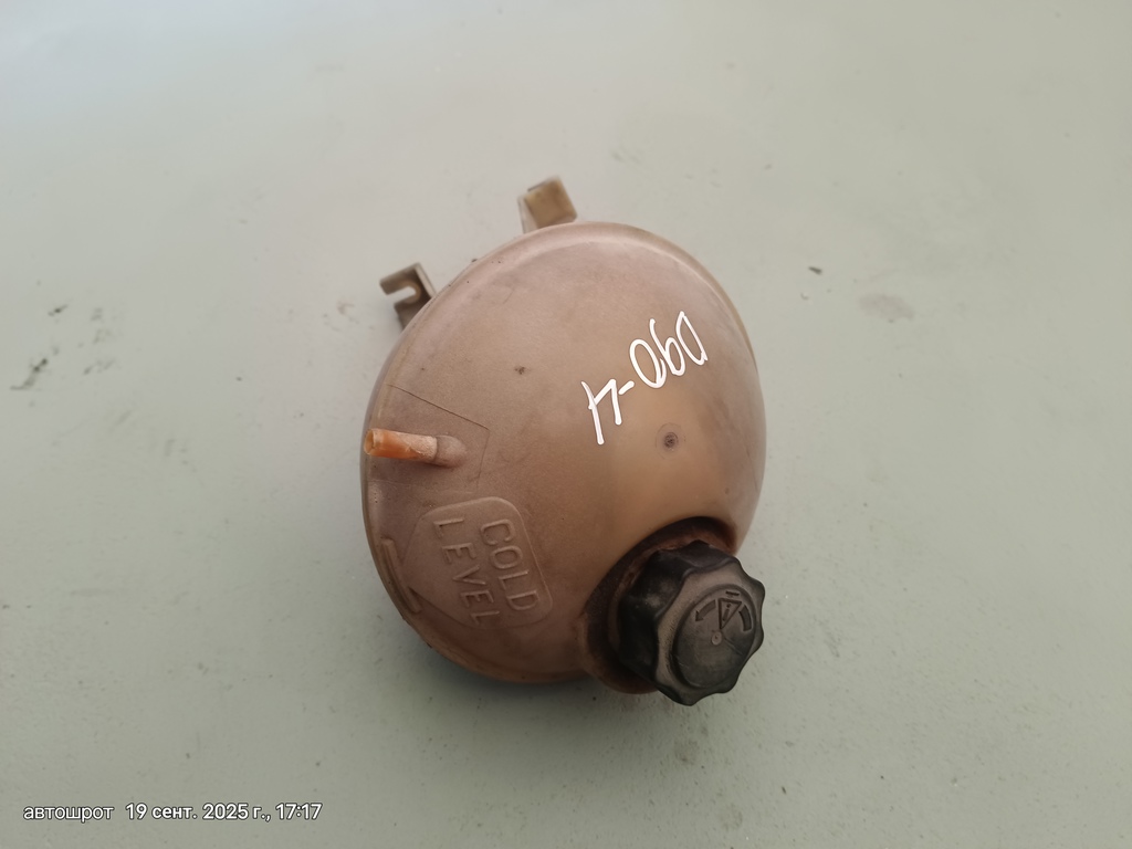 Land Rover Defender I (1983—2007) для Бачок расширительный ДВС