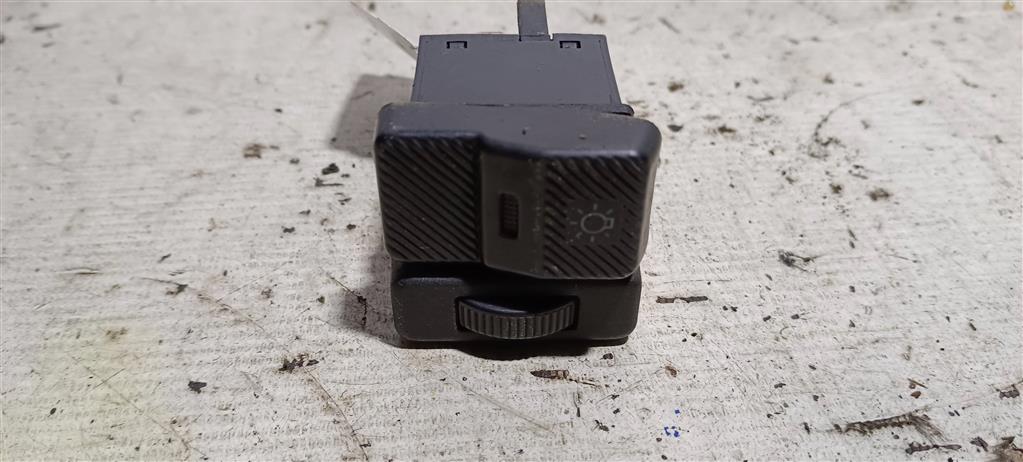 VOLKSWAGEN Passat B3 (1988—1993) для Кнопка света фар