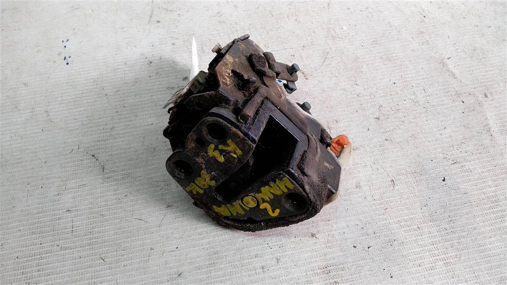 Nissan Maxima J30 (1988—1994) для Замок двери задней правой