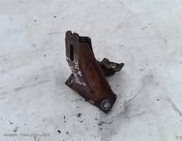 Кронштейн ДВС левый для Opel Omega B (1994—1999)  запчасти бу