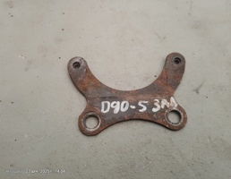 Крепление защиты колодок задних для Land Rover Defender I (1983—2007)  запчасти бу