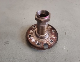 Цапфа задняя для Land Rover Defender I рестайлинг (2007—2016)  запчасти бу