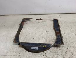 Диффузор вентилятора ДВС для Mitsubishi Pajero II (1991—1997)  запчасти бу