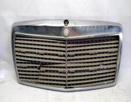 Решетка радиатора для Mercedes-Benz 190 (W201) W201 (1982—1993)  запчасти бу