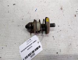 Направляющая замка капота для Audi 100 C3 (1982—1988)  запчасти бу