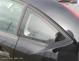 Стекло кузовное глухое левое для Citroen C4 I (2004—2014)  запчасти бу