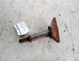 Крепление запасного колеса для Mercedes-Benz W123 W123/V123/C123/S123 (1975—1986)  запчасти бу