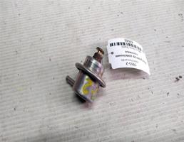 Регулятор давления топлива для VOLKSWAGEN Passat B5 (1996—2001)  запчасти бу