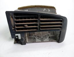 Рамка магнитолы для VOLKSWAGEN Golf Mk3 (1991—2000)  запчасти бу