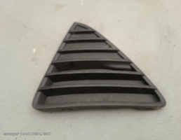 Заглушка в бампер передний левая для Ford Focus III (2011—2015)  запчасти бу