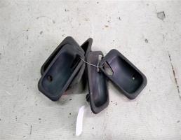 Рамка крючка двери для Mitsubishi Pajero II (1991—1997)  запчасти бу