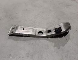 Кронштейн фары правой для Audi 100 C4 (1990—1994)  запчасти бу