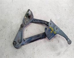 Петля капота правая для Mercedes-Benz E-класс W124/S124/C124/A124 (1984—1997)  запчасти бу