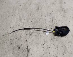 Крючок двери левой для Ford Focus 1 98-05г  запчасти бу