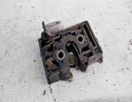 Замок двери задней левой для VOLKSWAGEN Golf Mk2 (1983—1992)  запчасти бу