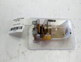 Плафон салонный для Mazda Tribute I (2000—2004)  запчасти бу