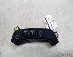 Кнопка управления с мультируля для BMW 7 серия E38 (1994—1998)  запчасти бу