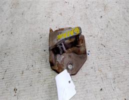 Ответная часть замка багажника для Toyota Granvia I (1995—2002)  запчасти бу