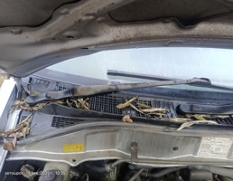 Поводок стеклоочистителя передний пара для Toyota Hiace Regius I (1997—1999)  запчасти бу