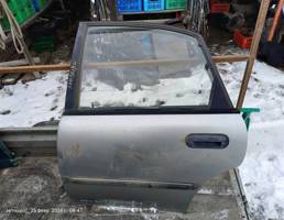 Дверь задняя левая для Honda Accord V (1993—1998)  запчасти бу