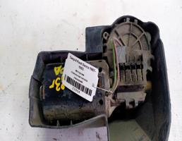 Моторчик стеклоочистителя передний для Ford Sierra I рестайлинг (1987—1993)  запчасти бу