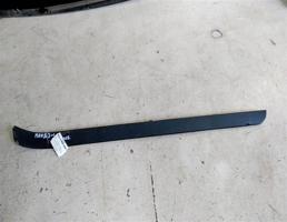 Молдинг стекла лобового левый для Ford Mondeo II (1994—2001)  запчасти бу