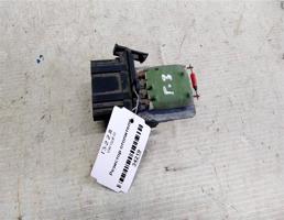 Резистор печки для VOLKSWAGEN Golf Mk3 (1991—2000)  запчасти бу