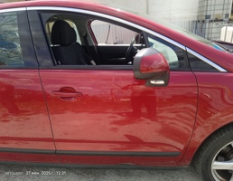 Дверь передняя правая для Peugeot 3008 I рестайлинг (2013—2016)  запчасти бу