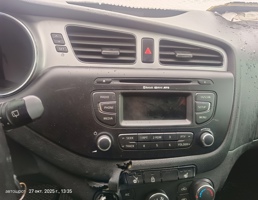 Магнитола для KIA Ceed JD (2012—2015)  запчасти бу