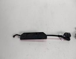 Поводок стеклоочистителя переднего для Audi 100 C3 (1982—1988)  запчасти бу