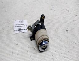 Кнопка открывания багажника личинка для Audi 90 B3 86-91г  запчасти бу