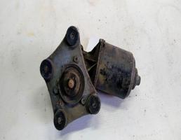 Моторчик стеклоочистителя передний для Mazda 626 GC (1982—1987)  запчасти бу