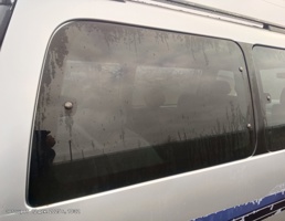 Стекло кузовное открывающееся правое для Toyota Hiace Regius I (1997—1999)  запчасти бу