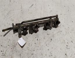 Рампа топливная для Nissan Micra K11 (1992—2002)  запчасти бу