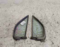 Стекло двери передней пара (форточка) для Suzuki Wagon R Solio II (2000—2002)  запчасти бу