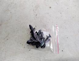 Пистон обшивки багажника для Nissan Almera G15 (2012—2018)  запчасти бу