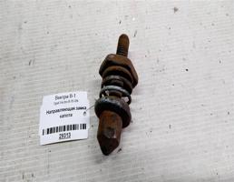 Направляющая замка капота для Opel Vectra B (1995—2000)  запчасти бу