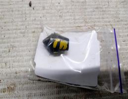 Отбойник лючка бака для Toyota Granvia I (1995—2002)  запчасти бу