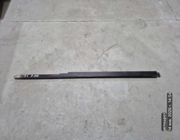 Направляющая стекла двери задней левой для Land Rover Defender I рестайлинг (2007—2016)  запчасти бу