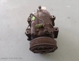 Компрессор кондиционера для Audi A6 C4 (1994—1997)  запчасти бу