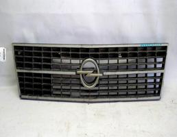 Решетка радиатора для Opel Kadett D (1979—1984)  запчасти бу