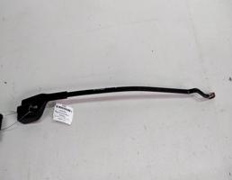 Поводок стеклоочистителя переднего для Audi 100 C3 (1982—1988)  запчасти бу