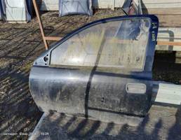 Дверь передняя левая для Opel Corsa B  запчасти бу