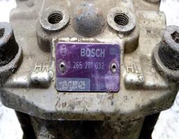 Блок АВS гидравлический для BMW 7 серия E32 (1986—1994)  запчасти бу