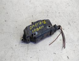 Актуатор замка двери для Opel Omega A (1984—1994)  запчасти бу