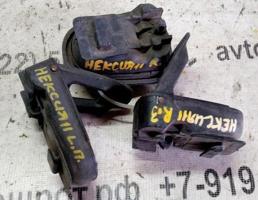 Крючок двери левой для Daewoo Nexia I (1995—2008)  запчасти бу