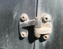 Петля двери багажника для Land Rover Defender I (1983—2007)  запчасти бу