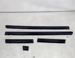 Молдинг двери+ крыла км-т для VOLKSWAGEN Golf Mk2 (1983—1992)  запчасти бу